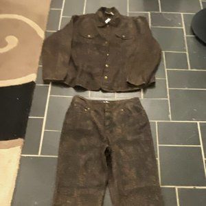 Chico's Pants Suit, Pants have been worn, Jacket is new with tags